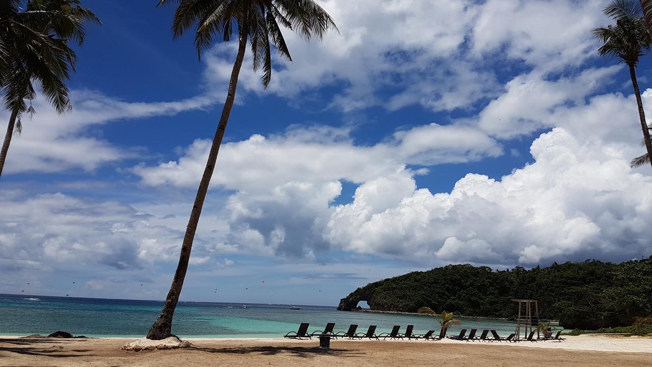 Savoy Hotel Boracay Newcoast Yapak Zewnętrze zdjęcie